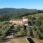 Collepetrucci Apartamento *