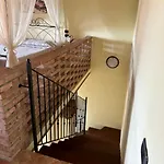 Collepetrucci Apartamento *